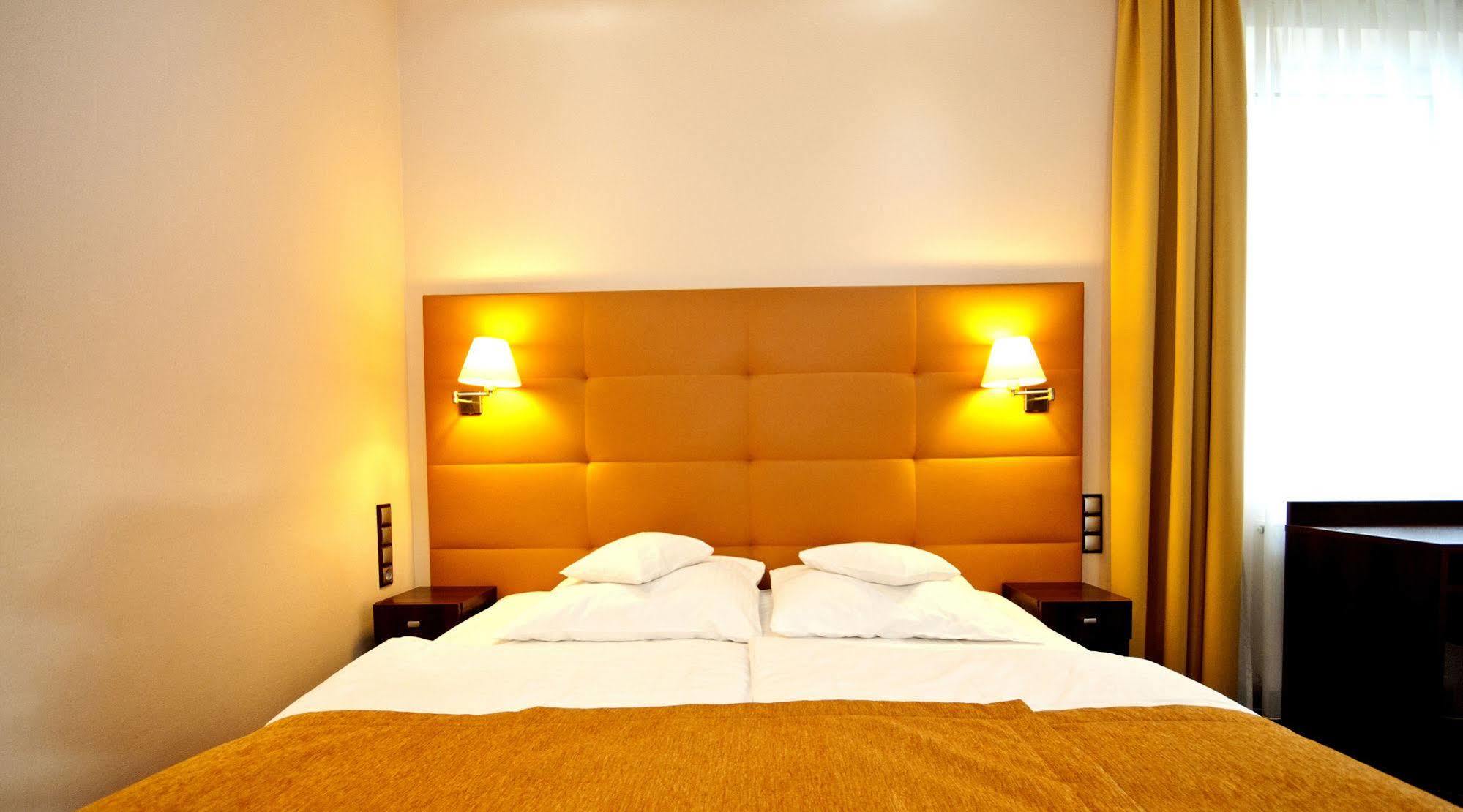La Petite Apartments & Rooms グダニスク エクステリア 写真